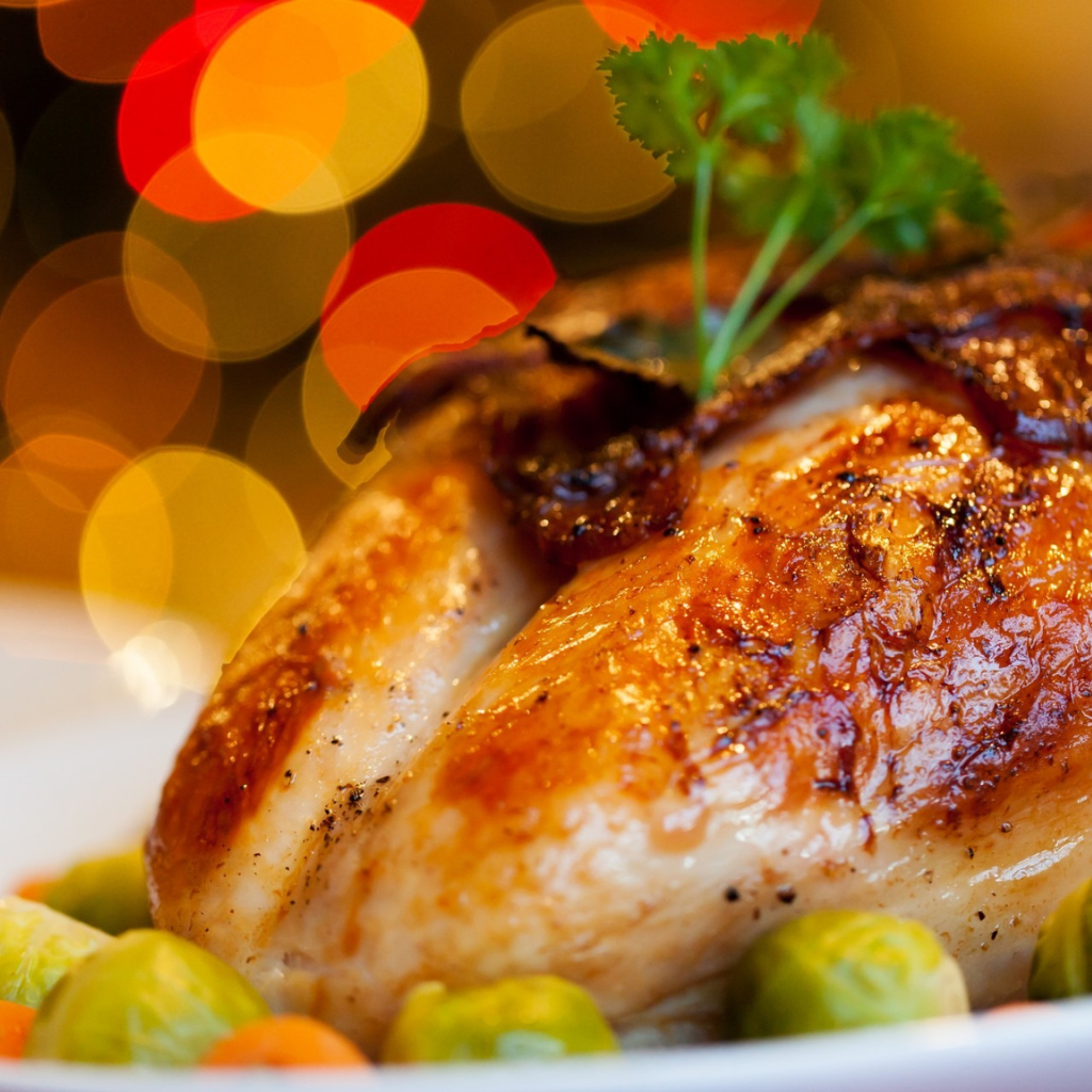 Roasted Apple-spice Turkey Dinner (4 servings)
